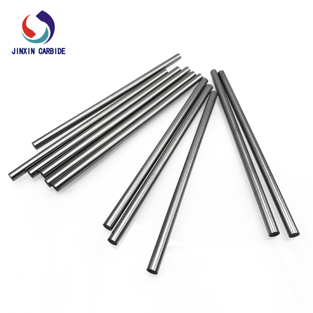 Aste in cermet ad alte prestazioni per utensili di tornitura di precisione