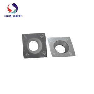 Inserto per lavorazione del legno in carburo da 15 * 15 * 2,5 mm-30 ° con finitura perfetta