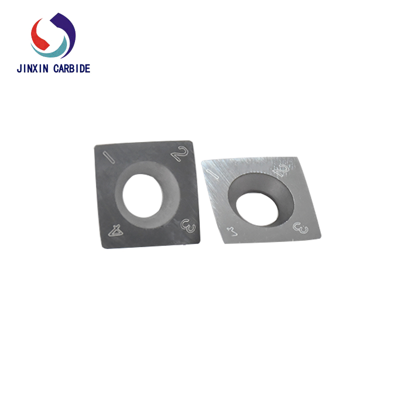 Inserto quadrato 15*15*2,5 mm per utensile per la lavorazione del legno 